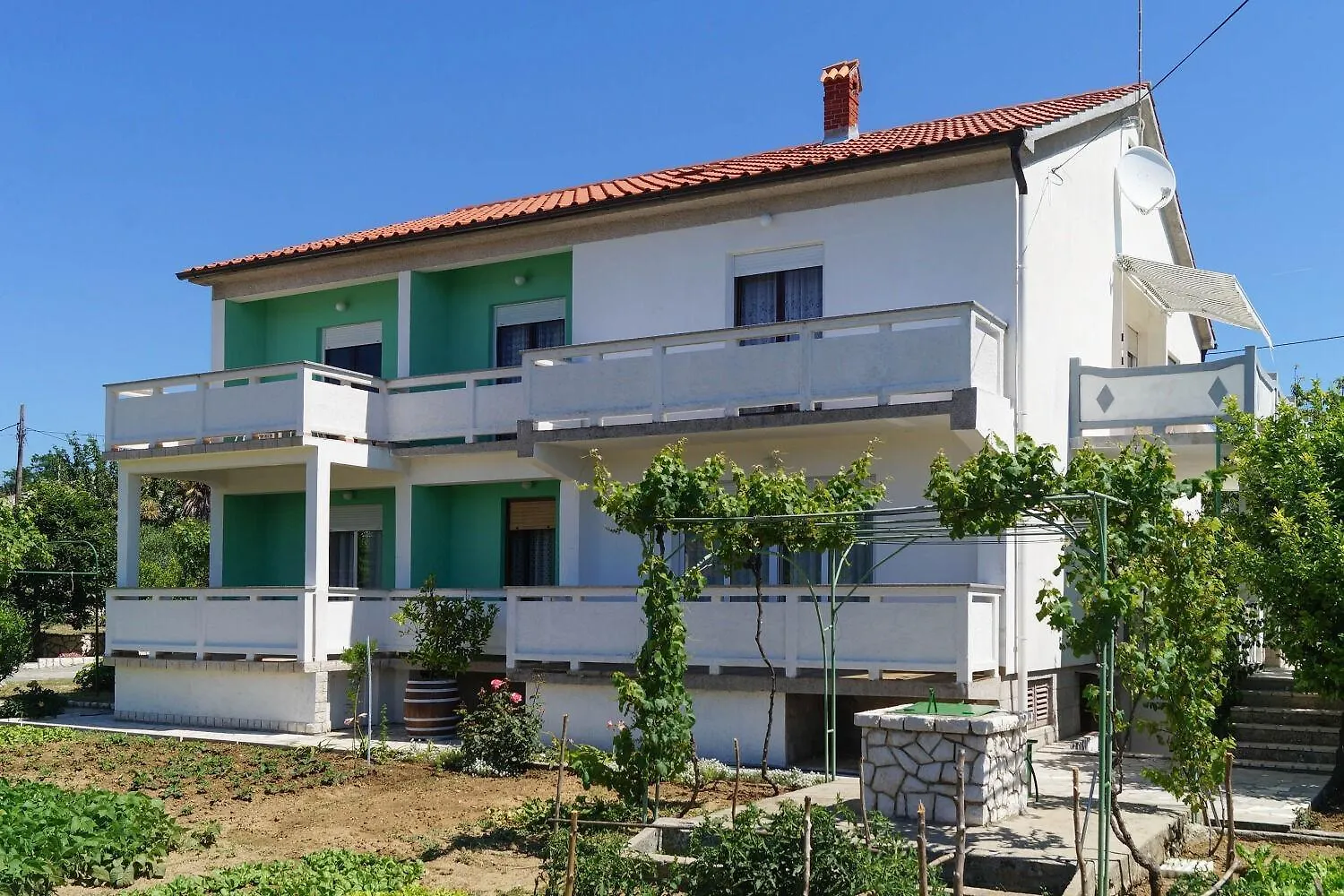 Apartments Petar - Garden With Bbq Kampor