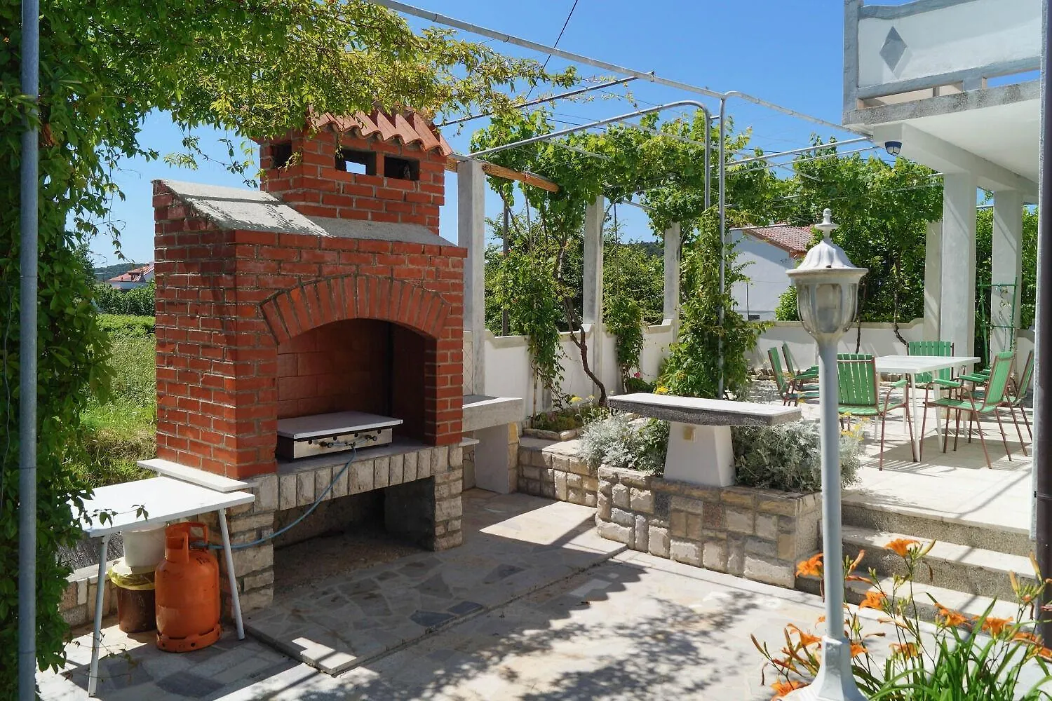Apartments Petar - Garden With Bbq Kampor Croatia