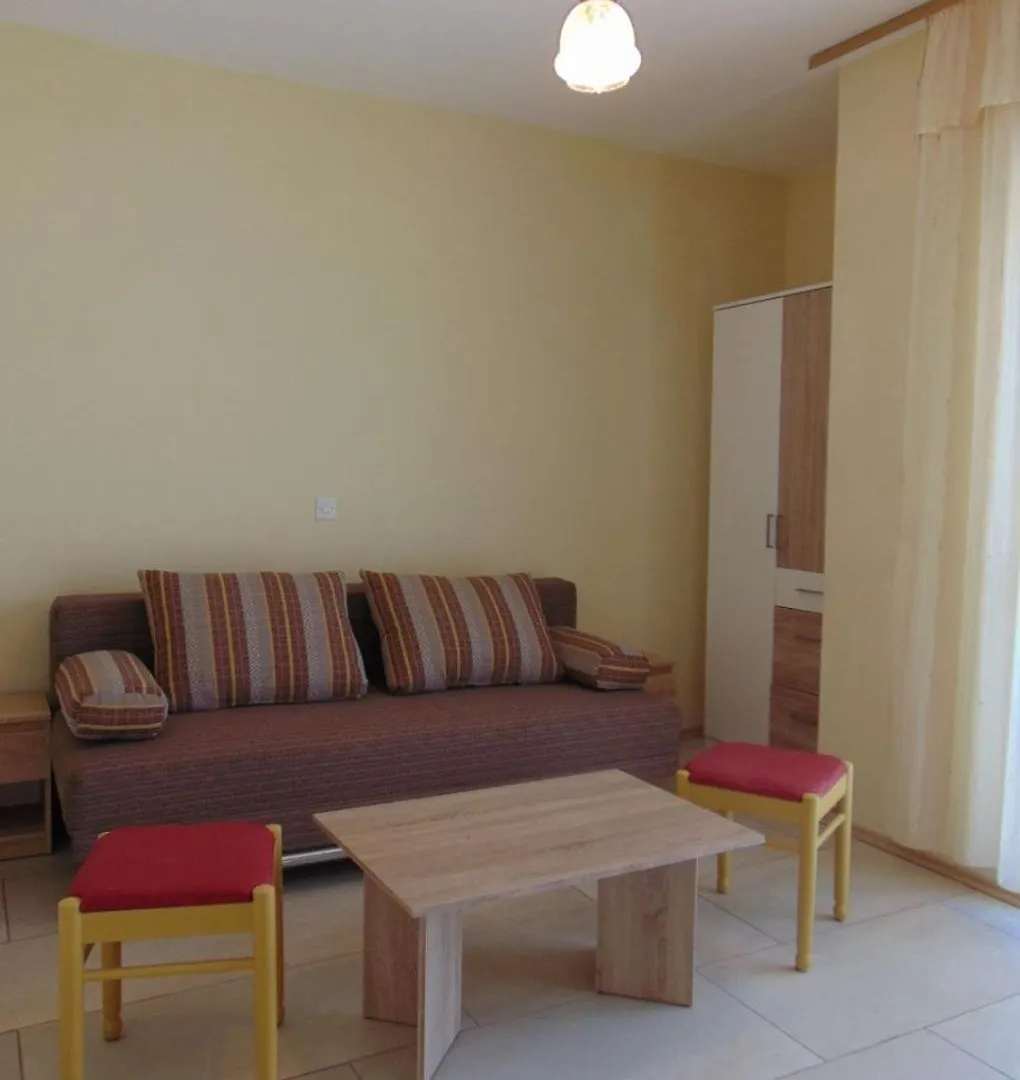 Apartments Petar - Garden With Bbq Kampor